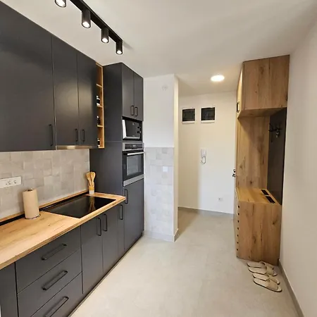 Apartman Crni Vrh - Divcinova Divcibare Exterior photo