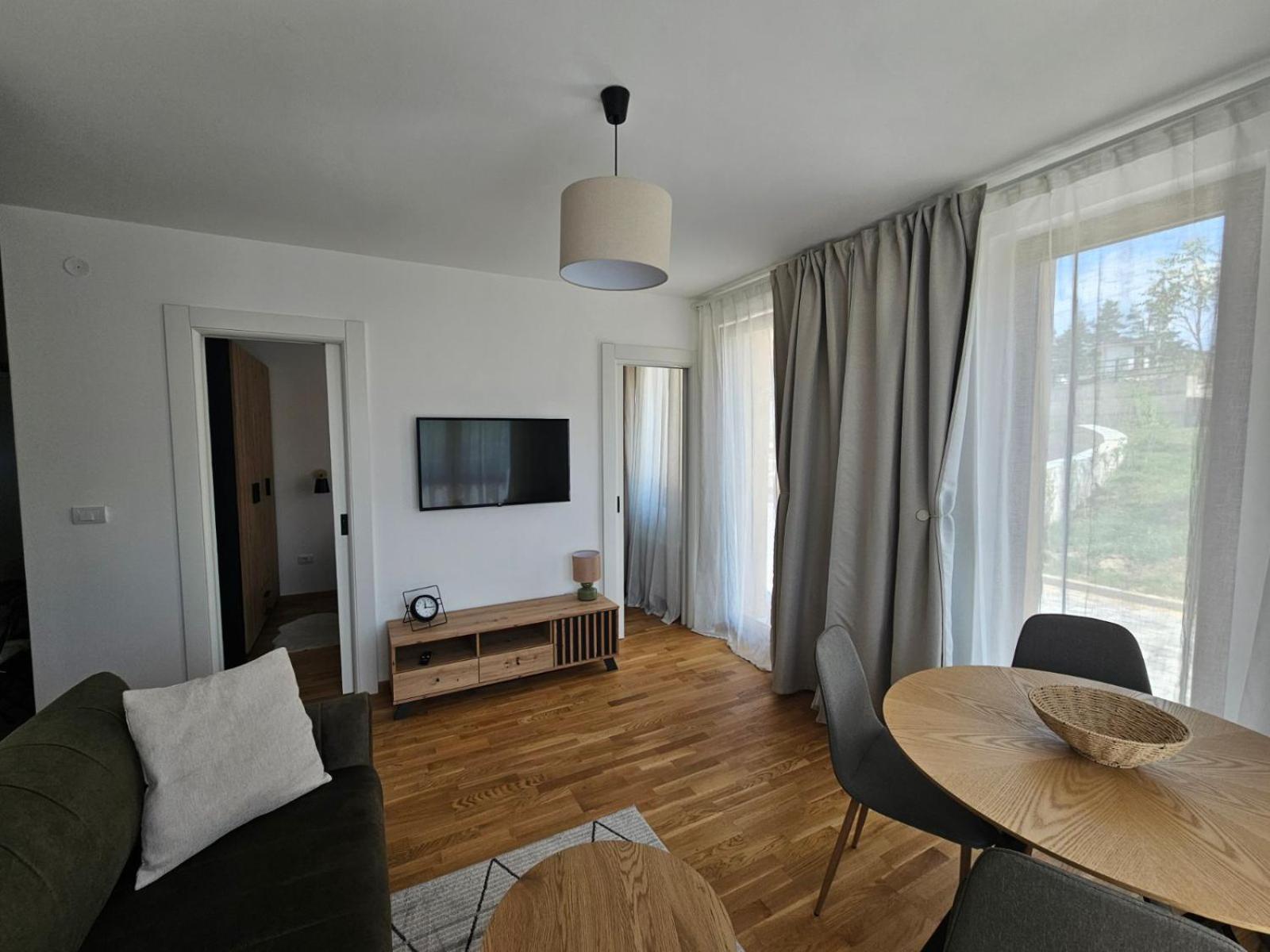 Apartment Crni Vrh - Divcinova